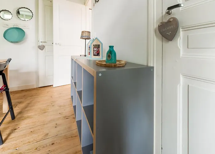 Seaside Serenity In Normandy Lejlighed