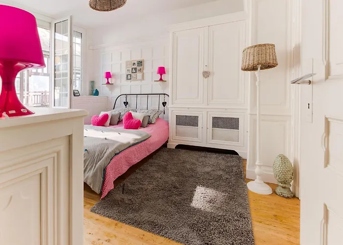 Seaside Serenity In Normandy Lejlighed *