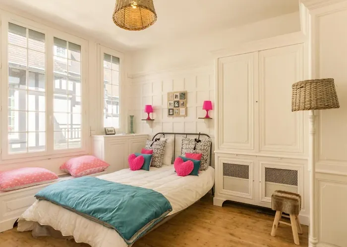 Seaside Serenity In Normandy Lejlighed *